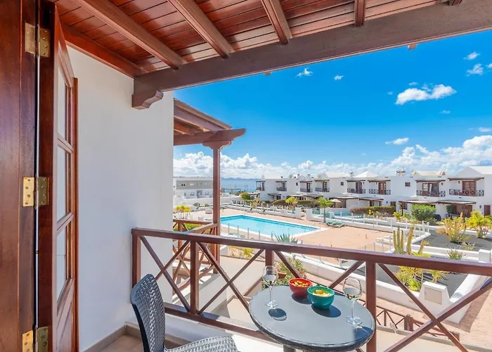 Casa Del Mar Ilic With Communal Pool And Sea Views Apartment Playa Blanca (Lanzarote)