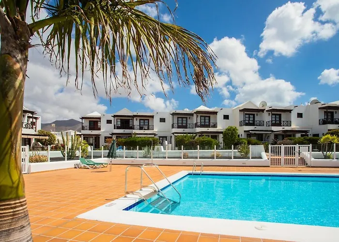 Apartment Casa Del Mar Ilic With Communal Pool And Sea Views Playa Blanca (Lanzarote)
