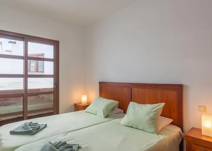 Casa Del Mar Ilic With Communal Pool And Sea Views Apartment Playa Blanca (Lanzarote)