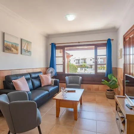Apartment Casa Del Mar Ilic With Communal Pool And Sea Views Playa Blanca (Lanzarote)