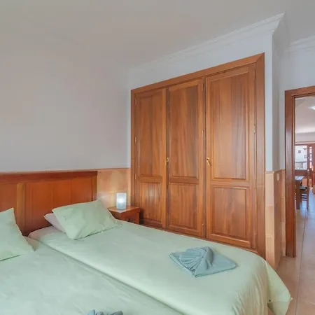 Casa Del Mar Ilic With Communal Pool And Sea Views Lejlighed